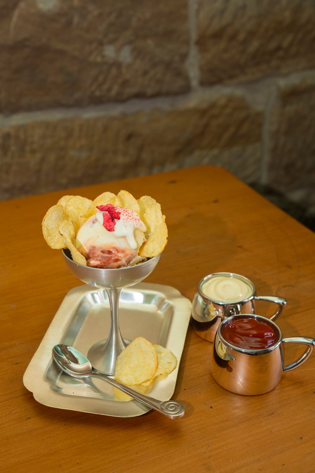 EUCA Fior di Latte with Ketchup Sorbet Swirl served with potato crisps